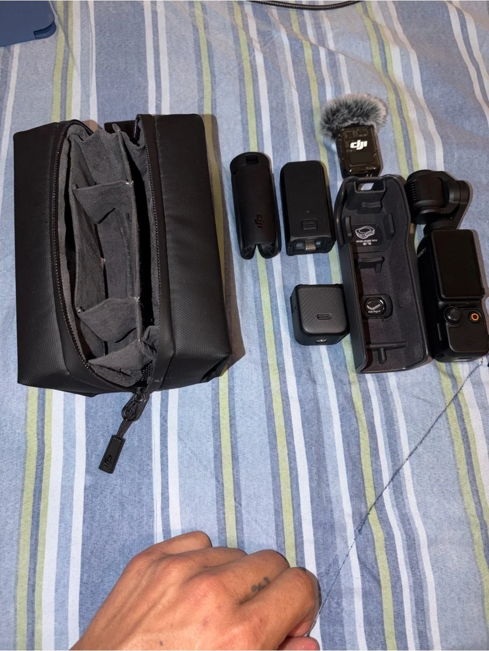 DJI Osmo Pocket 3  Gimbal Camera - Black